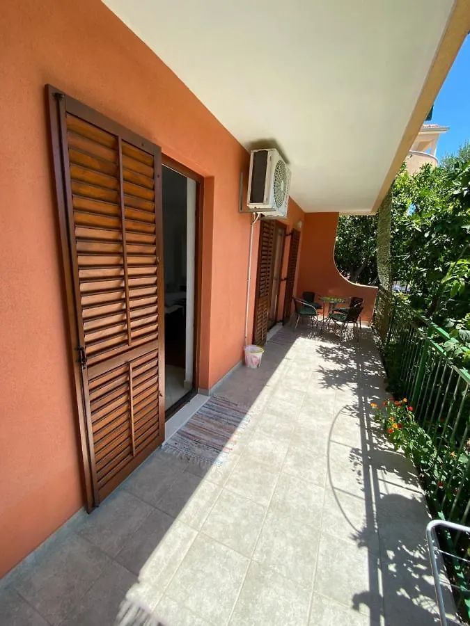 Spacious And Bright Two Bedroom Apartment With Outdoor Area Kastela 0*,  Croatia