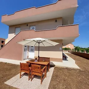 Appartement Lucija, Kaštela