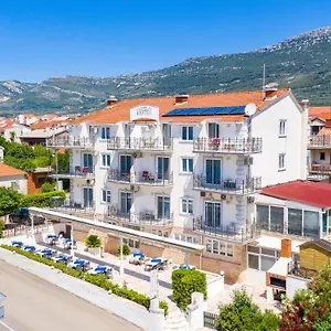 Hotel Aqua - Guest &, Kaštela